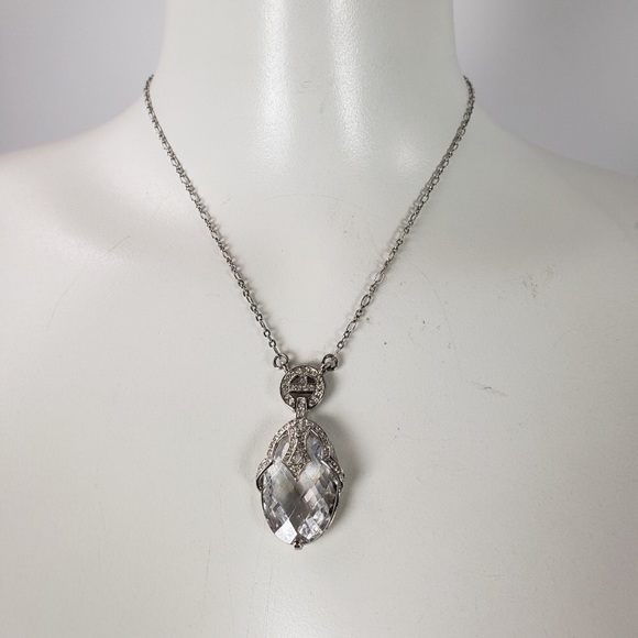 Stunning Silver Glass Crystal Studded Neck… - Picture 1 of 3